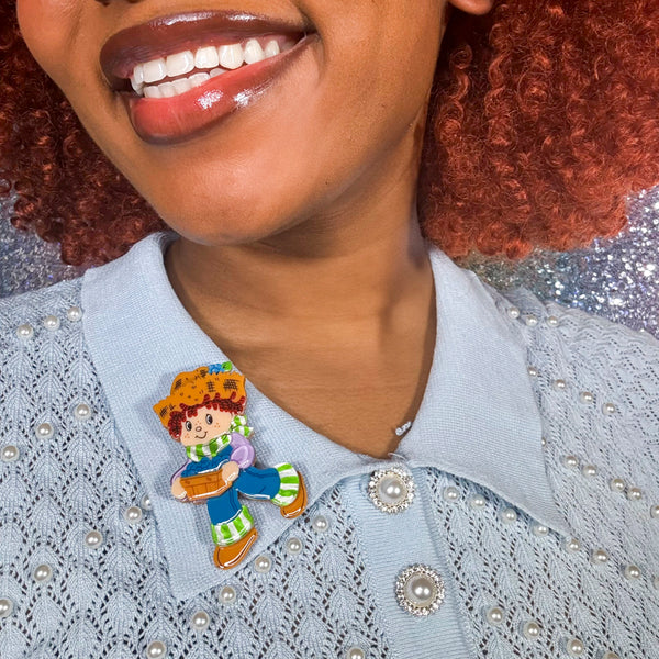 Huckleberry Pie Brooch