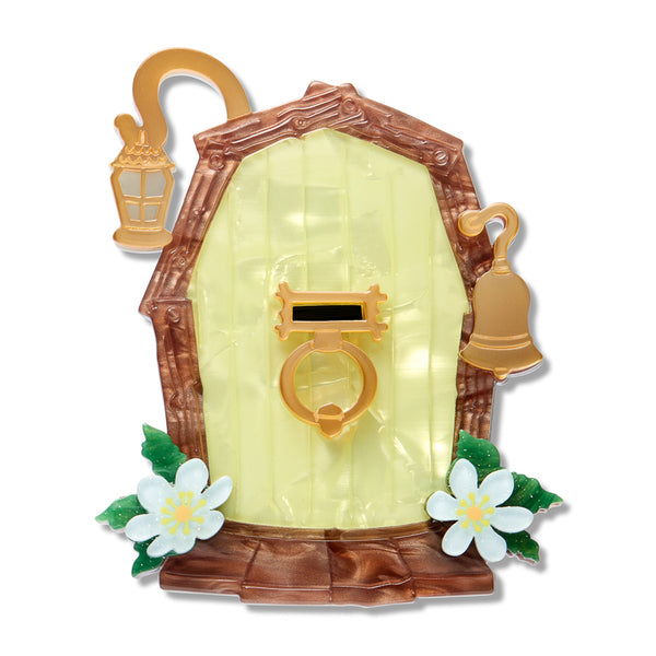 Silky’s Door Brooch