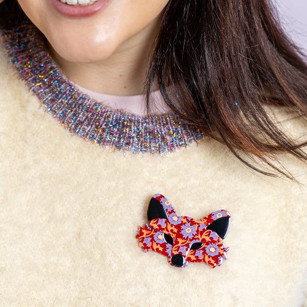 Brida the Botanical Brooch