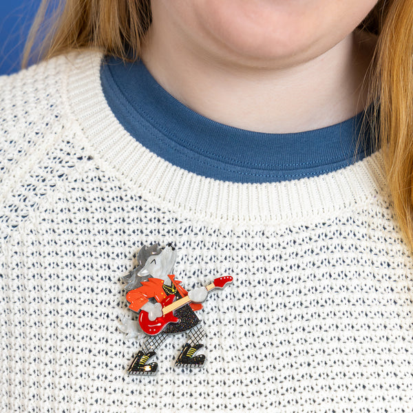 Howl Shredder Brooch