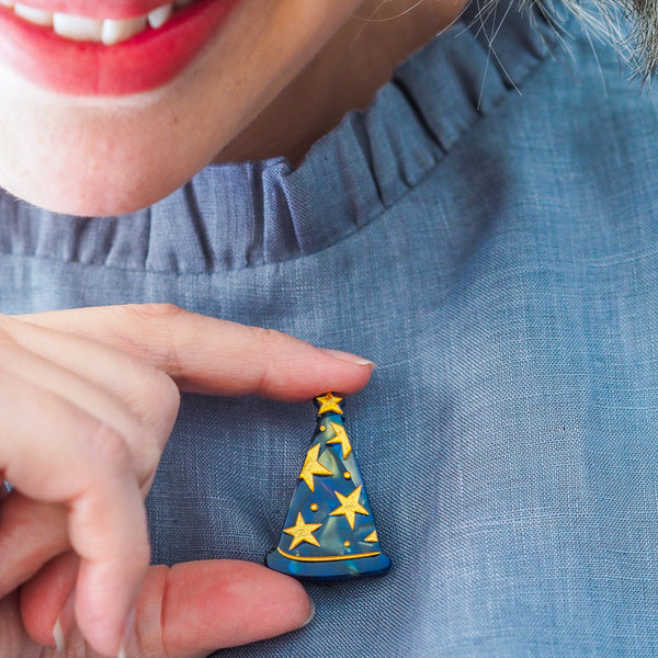 Wizard Hat Simplified Mini Brooch