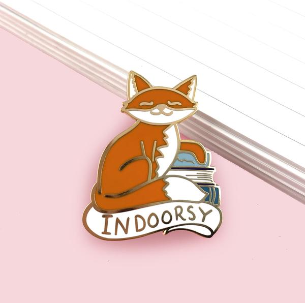 Indoorsy Lapel Pin