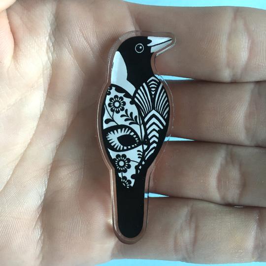 Magpie Smyle-Pin