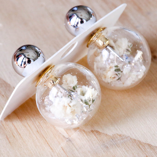Fantasy Bubble Earrings Flower White