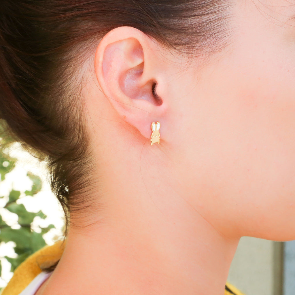 Gold playboy bunny earrings clearance